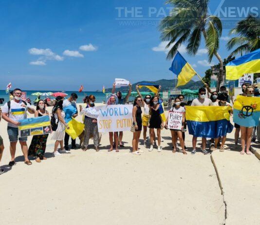 Phuket immigration assisted 1,800 Ukrainian and Russian tourists last month with travel issues