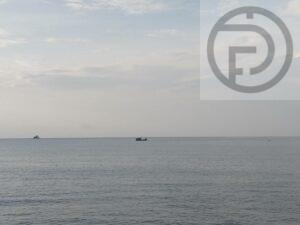 Royal Thai Navy rescues fisherman and crew as boat capsizes in Phang Nga