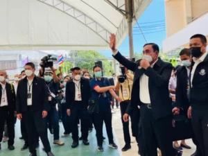 Thai PM feels satisfied, knowing most Thais still voluntarily want to wear masks, government spokesperson says
