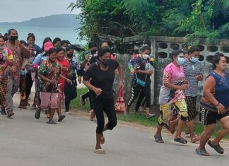 Local residents in Rawai join tsunami evacuation drill