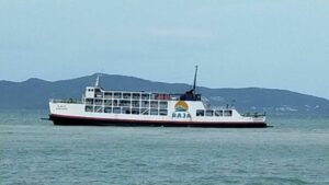 114 passengers on ferry temporarily become stuck on a sand bar near Phangan Island