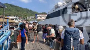 Tourists wait up to five hours for ferries from Samui Island