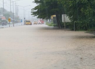 Heavy rains across Phuket bring road flooding