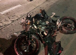 Young driver dies after motorbike crash near bridge in Phuket Town