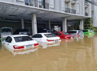  General Prayut orders army to help Phuket flooding