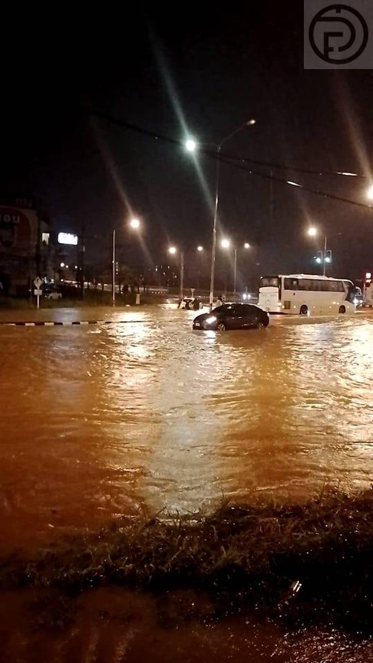 Flash floods hits Phuket last night causing heavy damage-Photo tour ...