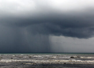 Thai Metrological Department warns of cool and windy weather as well as heavy rain