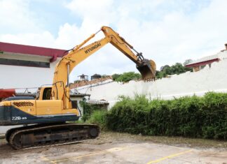 Old Phuket Prison starts to be demolished to be turned into a public park
