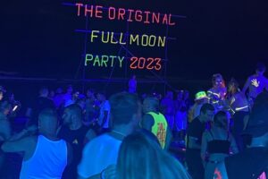 First Full Moon Party This Year on Phangan Island Generates at Least 100 Million Baht