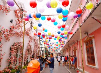 Phuket Inviting People to Join the Phuket Festival 2023