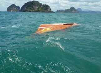 Nine Swedish Tourists Survive after Boat Capsizes in Krabi, Thailand
