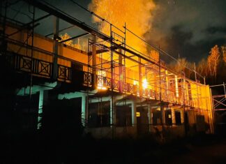Fire Destroys 60-Year-Old Building at a School in Thalang