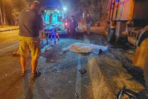 Unidentified Foreign Motorbike Rider Dies After Colliding with a Garbage Truck in Karon, Phuket