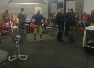 Fifteen Gamblers Arrested at Old Department Store in Phuket Town