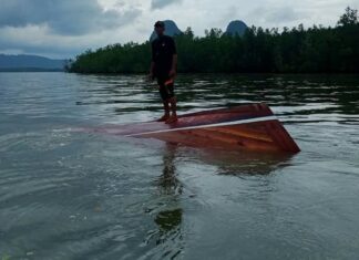 Five Filipino Tourists, Guide, and Driver Rescued After Boat Capsizes in Phang Nga