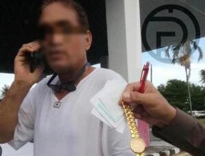 Foreigner Allegedly Attempts to Sell Fake Gold Watch in Phuket