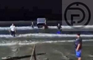 Patong Driver Ends Up Stuck in the Sea on Patong Beach- VIDEO