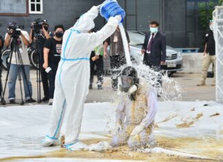 Thai Political Activist Keeps Promise and Holds a Feces Throwing Event