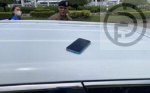 Kazakhstani Tourist’s Mobile Phone Returned After She Left it on a Taxi’s Roof in Phuket