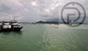 Small Boats in Phuket Banned From Going Out to Sea