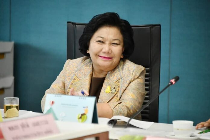 6944e86cd8610e1f16b1c3292a0b76cb_small