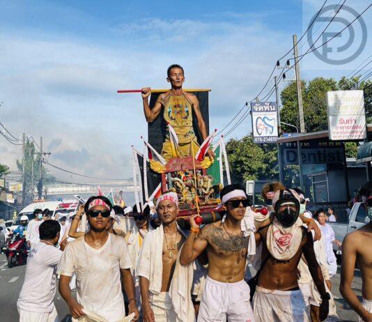 Vegetarian Festival Street Procession Held by Oldest Phuket Chinese Shrine – PHOTO TOUR