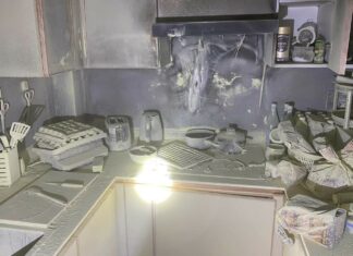 Fire in Kitchen Alarms Residents in Koh Kaew