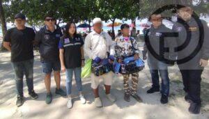 Two Undocumented Cambodians Arrested for Selling Eyeglasses on Patong Beach