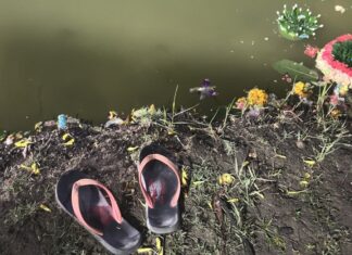 Myanmar Man Drowns after Collecting Coins During Loy Krathong in Phuket