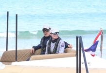 Leurs Majestés Royales le Roi et la Reine de Thaïlande visitent Phuket pour la régate de la King's Cup