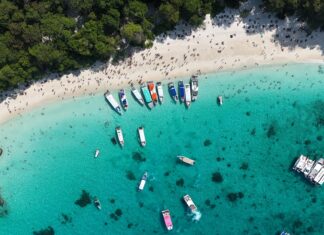 Le isole Similan e Surin a Phang Nga sono temporaneamente chiuse per il recupero ecologico