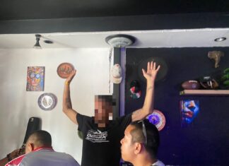 Uzbek aresztowany za rzekome napaść i okradanie dziewczyny w Phuket