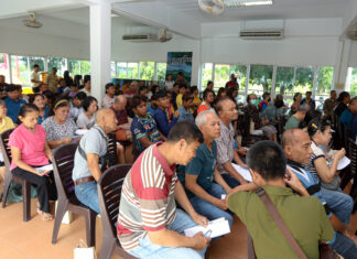 Local Voices Speak Out About Developing Project for Tha Ruea – Cherng Talay Road