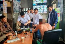 Un Britannique ayant dépassé sa durée de séjour autorisée a été arrêté pour avoir dansé nu sur Bangla Road à Patong.