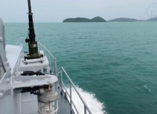 Due subacquei salvati dopo essere scomparsi al largo dell'isola di Phuket