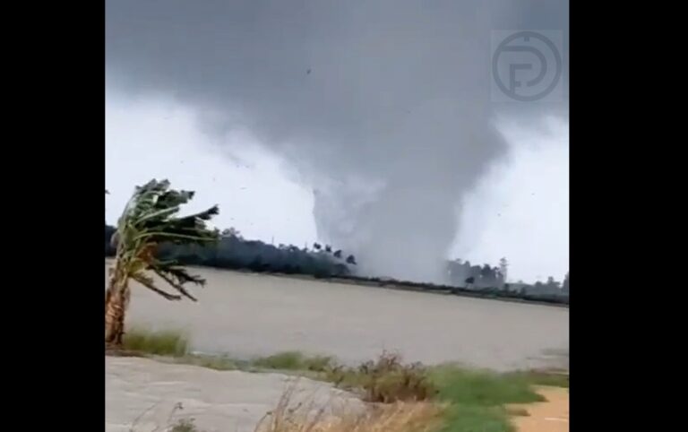 Water Spout Strikes Song Khla, Damaging Over 50 Homes and Injuring Two – VIDEO