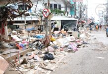 Le marché Kim Yong à Hat Yai révèle d'importants dégâts alors que les eaux de crue se retirent.