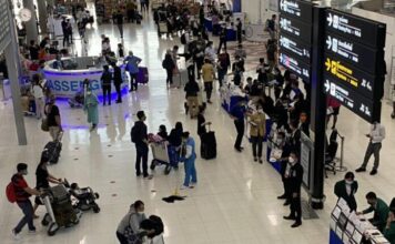 Le Bureau de l'immigration thaïlandais lance une offensive nationale contre les passeurs de visas.