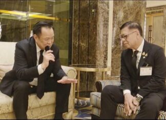 رئيس الوزراء التايلاندي أنوتين يزعم أن الولايات المتحدة تراجعت عن تعليق التجارة بسبب النزاع الحدودي، مستشهدًا برسالة مباشرة من ترامب عبر أنور إبراهيم