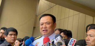 El Primer Ministro tailandés presenta una solicitud real para disolver el Parlamento, allanando el camino para elecciones anticipadas.