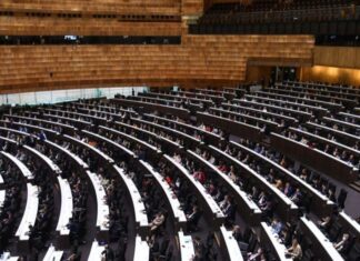 أهم الأخبار الوطنية في تايلاند خلال الأسبوع الماضي، وتحديد موعد الانتخابات العامة، والمزيد