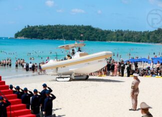 UPDATE: Ihre Königliche Hoheit, die Königin, führt Team Vayu zum Sieg bei der Phuket Kings Cup Regatta