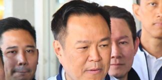 El primer ministro tailandés vincula los atentados con bombas en 11 gasolineras del sur de Tailandia con la perturbación de las elecciones locales.