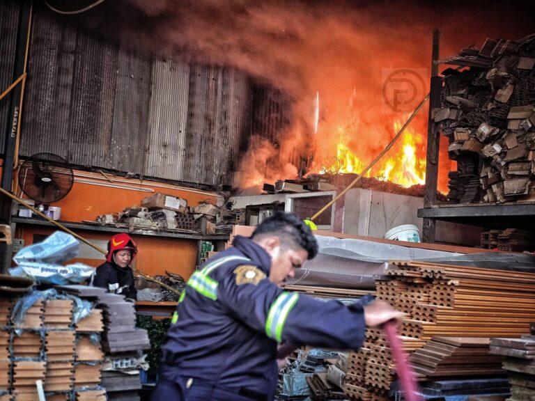 Fire Quickly Contained at Wood Factory in Wichit