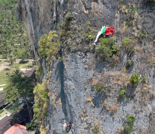 British Tourist Rescued After Illegal Base Jump at Railay Cliffs
