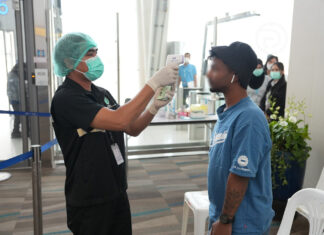 Le gouverneur de Phuket renforce les mesures de dépistage pour prévenir le virus Nipah