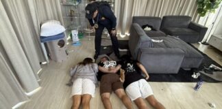 Cuatro israelíes arrestados por una fiesta nocturna con drogas en Koh Phangan. La policía incauta cocaína y ketamina.