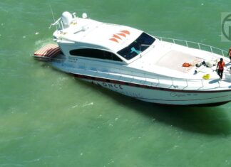 Drei Personen nach Wasserschaden auf Yacht vor der Küste von Phuket gerettet