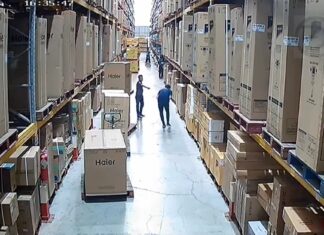 Salesman Wanted for Shooting Colleague at Phuket Mall Warehouse