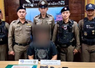 Mężczyzna aresztowany na punkcie kontrolnym w Phuket z bronią i narkotykami